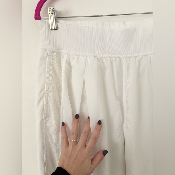 Lululemon White Lightweight Tennis Mid Rise Track Pants Full Length Size 12 - Picture 8 of 12